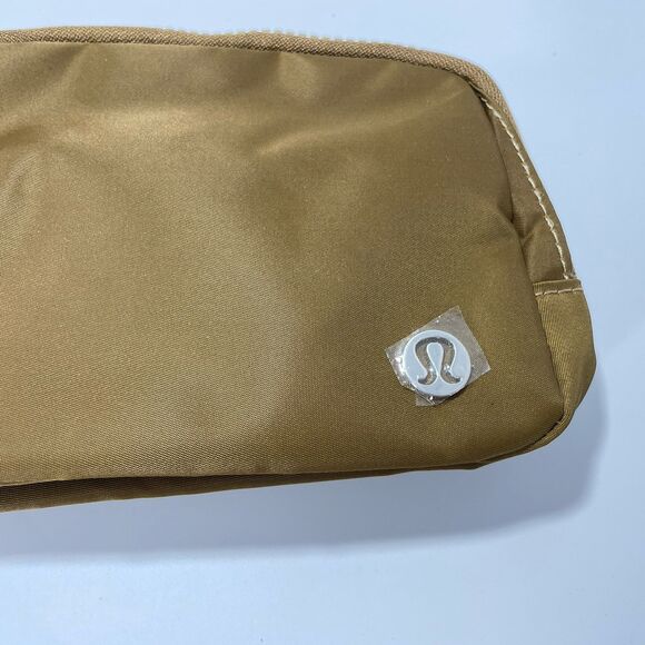 NWT Lululemon Everywhere Belt Bag 1L Allspice Fall Limited Color Way Light Brown - Picture 2 of 9